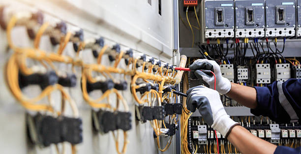 Professional Electrician technician working in Yoakum, TX